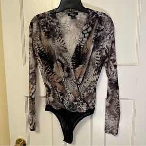 🔥 Guess Marciano Abstract Print Sheerish bodysuit